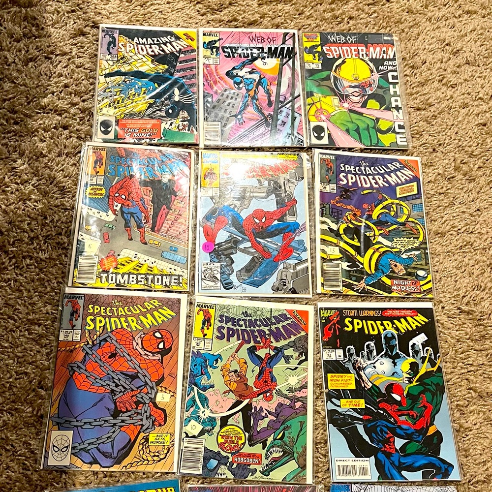 Exciting Spiderman Comic Book Collection for Sale!